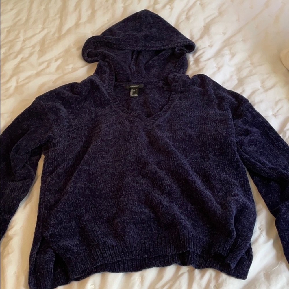 Forever 21 sweater with hood
